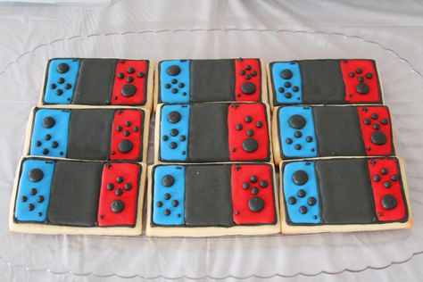 Switch Cookies, Level Up Cookies Decorated, Nintendo Switch Cookies Decorated, Arcade Cookies Decorated, Mario Birthday Cookies Decorated, Royal Iced Cookies, Cookie Business, Sugar Cookie Designs, Iced Cookies