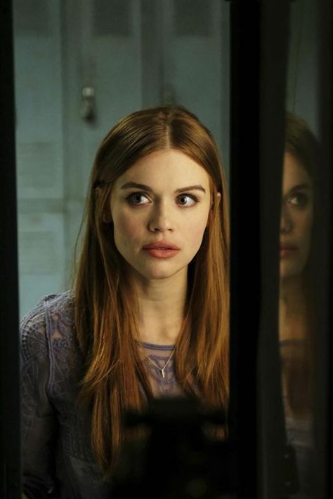 Lydia Teen Wolf, Teen Tv, Holland Roden, Teen Wolf Stiles, Teen Wolf Cast, Photographie Portrait Inspiration, Lydia Martin, Scott Mccall, Wolf Girl