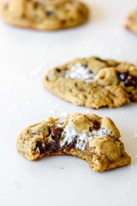 Sourdough cookies are soft, chewy, and loaded with graham crackers, chocolate, and marshmallows for a decadent s'mores cookie! Sourdough Cookies, S Mores Cookies, Smores Cookies, Sourdough Starter Recipe, Cookie Dough Balls, Drop Cookies, Starters Recipes, Sourdough Starter, Coconut Sugar