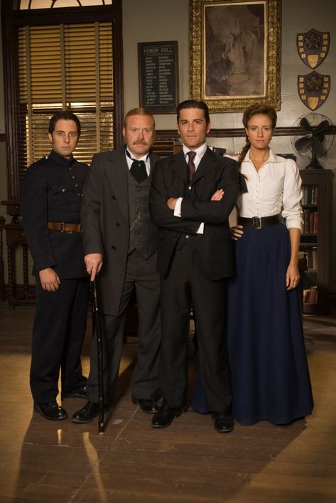 William Murdoch, Jonny Harris, Mystery Tv Series, Murdock Mysteries, Yannick Bisson, Period Films, Mystery Show, Ripper Street, Murdoch Mysteries