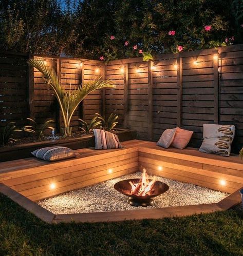 Fire Pit Area Ideas, Patio Fire Pit Ideas, Fire Pit Ideas Backyard, Outdoor Fire Pit Ideas, Backyard Fire Pit Ideas, Outdoor Fire Pit Area, Backyard Fire Pit, Fire Pit Ideas, Fire Pit Landscaping