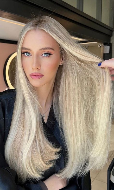 blonde balayage, platinum blonde, honey blonde, blonde hair color, shades of blonde hair, blonde hair color trends Vanilla Blonde, Ice Blonde Hair, Platinum Blonde Hair Color, Girl Hair Colors, Cute Hair Colors, Dyed Blonde Hair, Gorgeous Hair Color, Long Layered Haircuts, Blonde Hair Inspiration