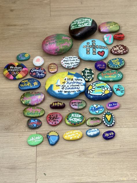 Sparkle Rocks Garden Rocks Garden, Kindness Rocks Project, Kindness Rocks, Feeling Loved, Rock Garden, Sparkle