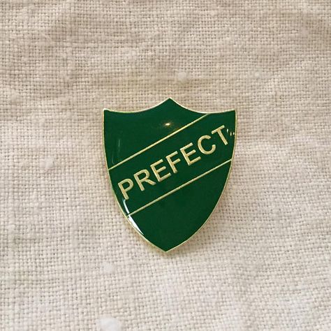 Prefect Badge Aesthetic, Prefect Aesthetic, Prefect Badge, Boarding School Dorm, Private Boarding School, Harry Potter Patch, Boarding School Aesthetic, Harry Potter Colors, Slytherin Harry