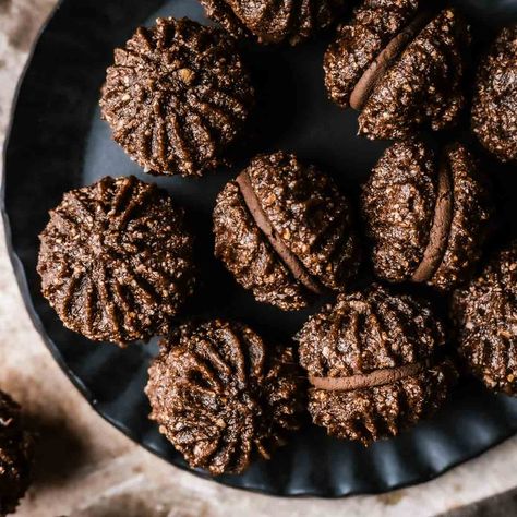 Chocolate Hazelnut Cookies, Flourless Cookies, Dessert Board, Hazelnut Cookies, Italian Chocolate, Dark Chocolate Ganache, Sweet Ideas, Rustic Texture, Italian Cookies