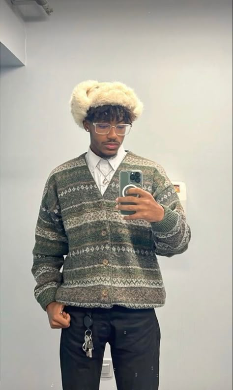 Vintage Fit Inspo Men, Editorial Winter Fashion, Artsy Men Aesthetic, Modern Vintage Aesthetic Fashion, Black Man Outfits Street Style Winter, Soft Boy Outfits Black Men, Black Earthy Men, 40 Year Old Womens Fashion Black Women, Tyler The Creator Ushanka