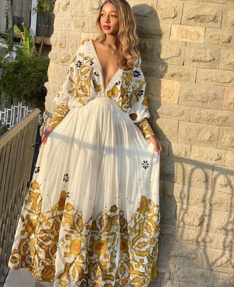 Habesha Kemis Modern, Ethiopian Wedding Dress, Elsa Hosk Style, Eritrean Dress, Ethiopian Culture, Ethiopian Wedding, Ethiopian Traditional Dress, Ethiopian Dress, Habesha Kemis