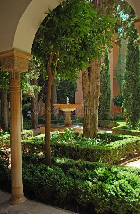 Alhambra Palace gardens stock image. Image of decorative - 17874335 Alhambra Palace Garden, Alhambra Palace Architecture, Alhambra Garden, Iranian Garden, Alhambra Spain, Moroccan Garden, Palace Architecture, Palace Gardens, Court Yard