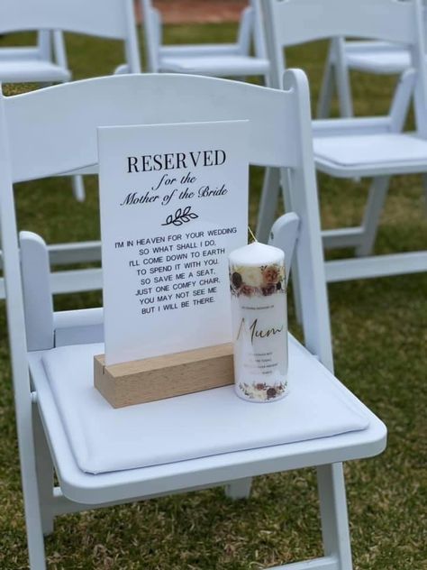 Memorial For Parents At Wedding, Memorial Chair At Wedding Mom, Lost Family Members Wedding, Lost Family Member At Wedding, How To Honour Loved Ones At Wedding, Wedding Seat For Lost Loved One, Loved Ones At Wedding, In Memory Of Those Who Left Us Too Soon Wedding, Reserved Seats For Lost Loved Ones Wedding