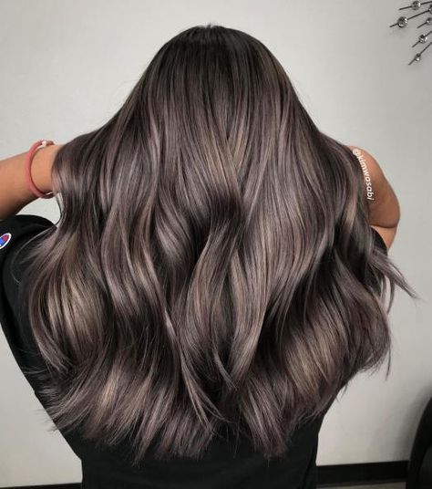 Brown Hair Color Styles, Natural Ash Brown Hair, Ash Brown Hair Dye, Dark Ash Brown Hair, Ash Brown Highlights, Light Ash Brown Hair, Grey Brown Hair, Cool Brown Hair, Brown Hair Trends