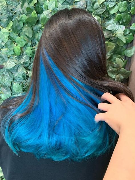 Blue And Black Hair, Under Hair Dye, Under Hair Color, Hair Dyed Underneath, Blue Hair Highlights, Hidden Hair Color, Split Dyed Hair, Blue Ombre Hair, Dyed Hair Blue