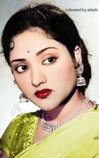 Vaijayanti Mala, Bridal Hairstyle Indian Wedding, Old Film Stars, Shri Radha, 1950s Jewelry, Retro Bollywood, Beauty People, Vidya Balan, Indian Photoshoot