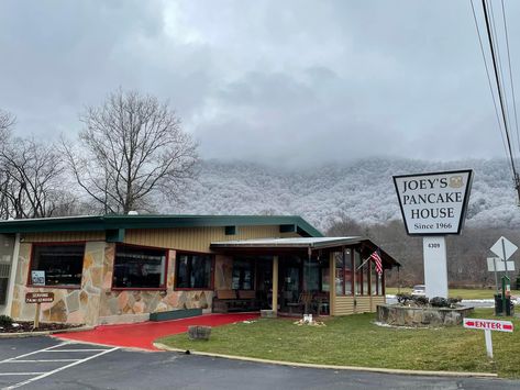 10+ Best Restaurants in Maggie Valley NC Maggie Valley Nc, Maggie Valley, Blue Ridge Mountain, Cyprus Greece, American Beer, Mountain Life, Blue Ridge Mountains, Best Places To Eat, Best Restaurants