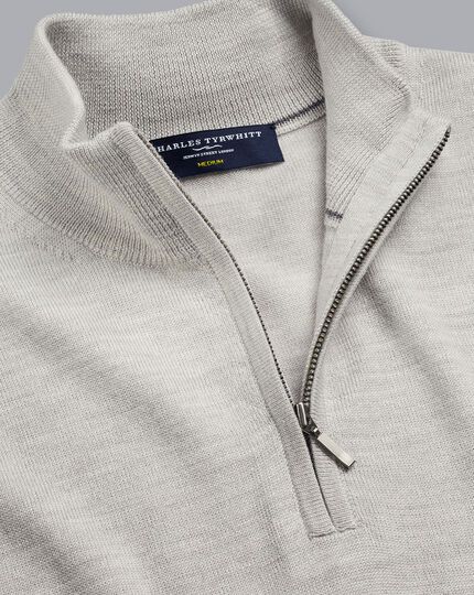 Strand Shoot, Charles Tyrwhitt Shirt, Charles Tyrwhitt, Guys Clothing Styles, Collared Sweatshirt, Quarter Zip Sweater, Knitwear Men, White Embroidery, Suit Fashion