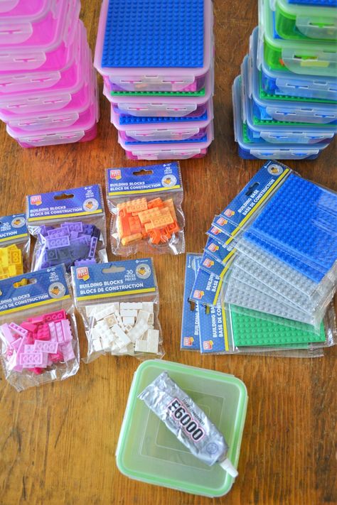 Diy Kids Party Favors, Diy Kids Party, Office Diy, Lego Kits, Doctors Office, Lego Activities, Busy Boxes, Lego Birthday Party, Operation Christmas