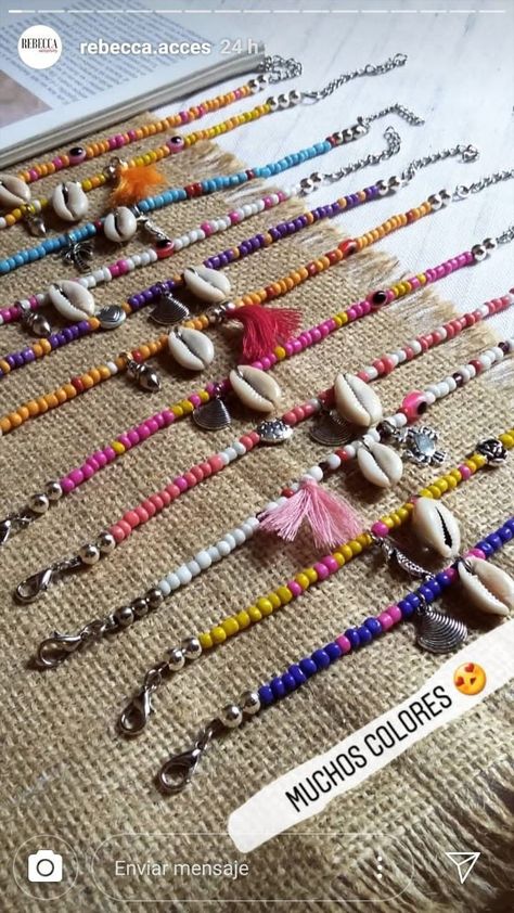 Anklet Thread, Diy Anklet, Anklet Ideas, Diy Earrings Easy, Ankle Bracelets Diy, Diy Fabric Jewellery, Handmade Rakhi, Bracelets Handmade Diy, Beaded Necklace Diy