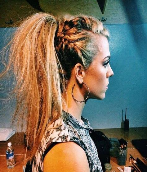 33 Cool Braids Festival Hairstyles Pretty Ponytails, Helmet Hair, Viking Hair, A Pony, Cool Braids, Funky Hairstyles, Festival Hair, Prom Hairstyles, Kourtney Kardashian