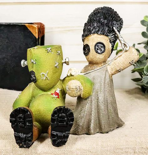 Amazon.com: Ebros Day of The Dead Pinheadz Monster with Voodoo Stitches Figurine Halloween Collectible Statue Fantasy Mythical Beings Undead Apocalypse Horror Icon (Mad Stitch Love Frankenstein and Bride) : Toys & Games Frankenstein And Bride, Frankenstein Bride, Mythical Beings, Halloween Collectables, Gothic Dolls, Horror Icons, Bride Of Frankenstein, Wedding Videos, Color Tone