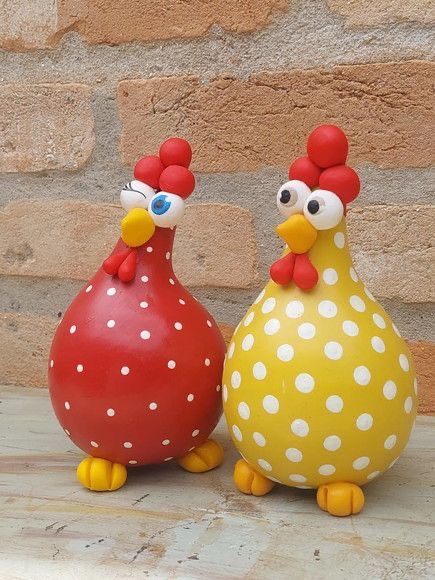 Gourd Ideas Projects, Chicken Gourds Painted, Gords Crafts Ideas, Gourd Art Ideas, Gourd Chickens, Funky Chicken, Decor Inspiration Diy, Fall Party Decorations, Paper Mache Animals