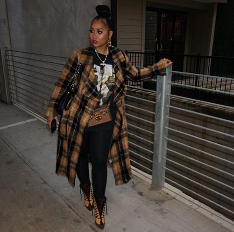 Tammy Rivera Outfits, T Shirt And Leggings, Tammy Rivera, Hip Hop T Shirt, Dope Fashion, A Cross, Dope Outfits, Winter Fashion Outfits, Fall Winter Outfits