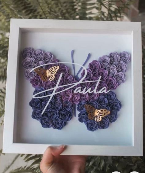 Purple Diy Gifts, Butterfly Gift Ideas Diy, Butterfly Gifts Ideas, Butterfly Shadow Box Ideas, Butterfly Gift Box Diy, Cricut Butterfly Projects, Butterfly Gifts Diy, Butterfly Shadow Boxes, Cricut Wreath