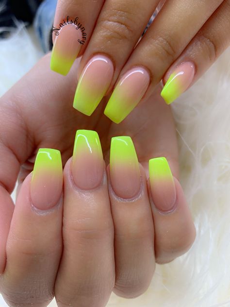 Hot Green Nails Acrylic, Neon Fade Nails, Neon Nails Ombre, Lime Nails Acrylic, Green Ombre Nails Acrylic, Neon Lime Nails Acrylic, Green Ombre Nails Short, Green Ombre Square Nails, Neon Ombre Nails Short