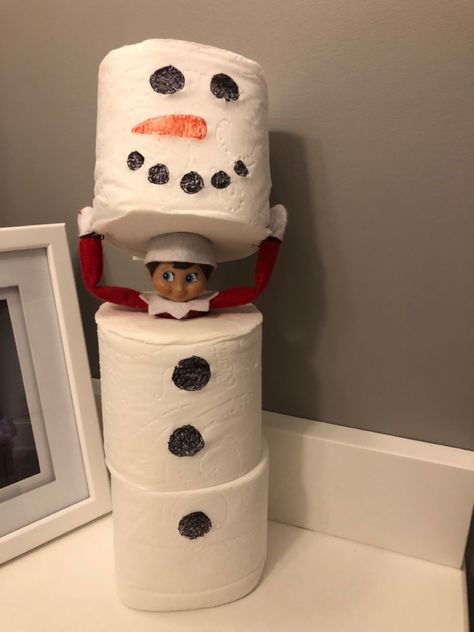 2019 Day 20: Cocoa the Scout Elf made himself a snowman disguise out of toilet paper Elf On The Shelf Toilet, Toilet Paper Snowman, Paper Snowman, Shelf Toilet, Elf Toy, Printable Snowman, Awesome Elf On The Shelf Ideas, Elf Activities, Xmas Elf