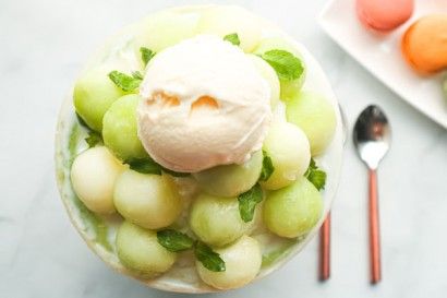 Melon Bingsu, Bingsu Recipe, Bingsu Korean, Korean Melon, Honey Dew Melon, Unique Pies, Peppermint Sugar Cookies, Marketing Project, Korean Dessert