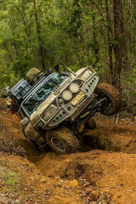 Muddy #NissanPATROL #Australia Landcruiser Ute, Camping 4x4, Mobil Off Road, Accessoires 4x4, Nissan Patrol Y61, Nissan 4x4, Jeep Wheels, Motorcycle Camping Gear, Land Cruiser 80