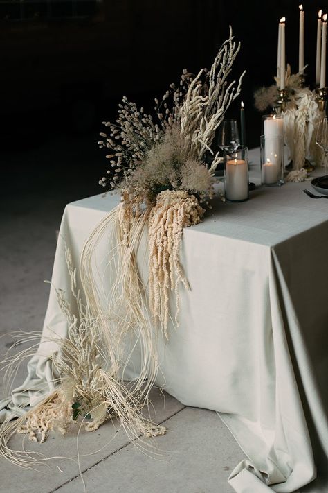 Safari Theme Wedding, Desert Safari, Flower Installation, Organic Wedding, Today Is The Day, Table Set Up, Luxury Wedding Planner, Luxury Event, Safari Theme