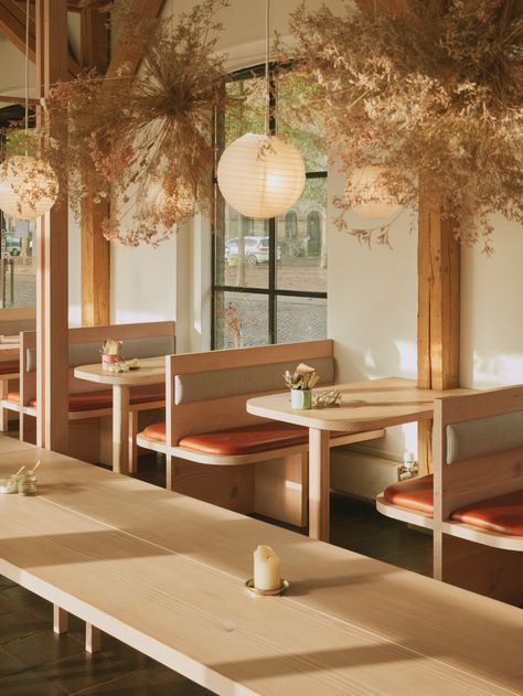 Danish Light: 8 Ideas to Steal from a New Restaurant in Copenhagen by a Studio on the Rise - Remodelista Bars Interior, Organic Restaurant, Danish Lighting, Decoration Restaurant, Bespoke Interiors, Cafe Interior Design, Restaurant Interior Design, Restaurant Interior, Cafe Interior