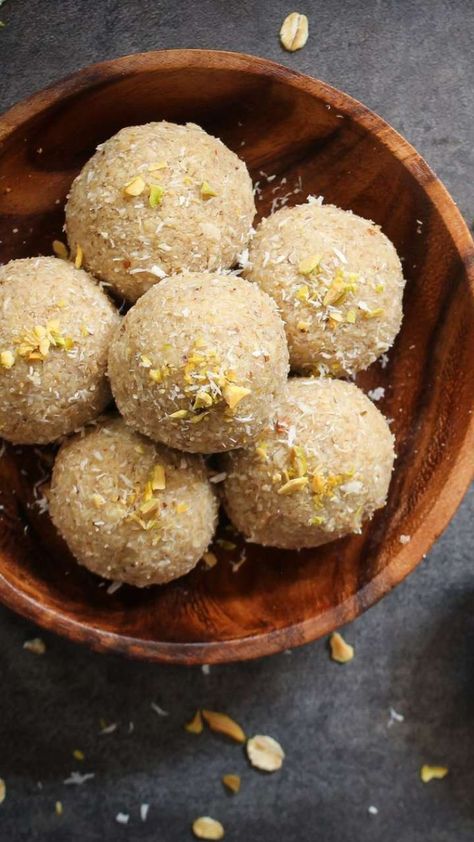 Ladoos Recipe, Coconut Ladoo Recipe, Coconut Ladoo, Ladoo Recipe, Diwali Snacks, Idli Recipe, Snack Platter, Diwali Food, Healthy Food Dishes