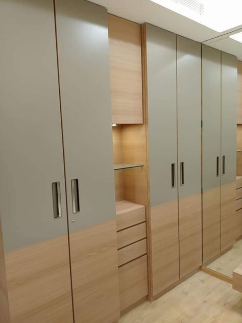 Wardrobe Design Bedroom Two Color, Bedroom Cupboard Designs Master Bath, Wardrop Design Bedroom Wood, Cubords Ideas Bedroom Wooden, Latest Wardrobe Design For Bedroom 2020, Wardrobe Mica Design Modern, Wardrobe Laminate Color Combination, Laminate Colors, Wardrobe Laminate