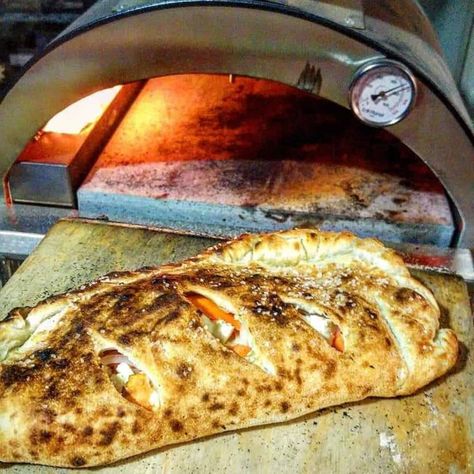 What Else Can You Cook In A Gas Pizza Oven? - OvenSpot Ooni Pizza Oven Calzone, Things To Cook In Pizza Oven, Recipes For Pizza Oven, Gas Pizza Oven Recipes, Pizza Oven Recipes Not Pizza, Ooni Pizza Oven Recipes, Ooni Recipes, Pizza Oven Recipes Wood Fired, Outdoor Pizza Oven Recipes