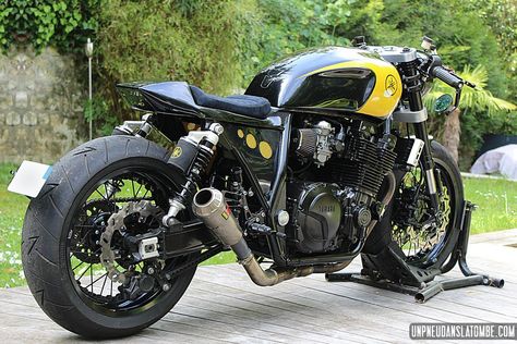 Motor Cafe Racer, Yamaha Xjr 1300, Cafe Moto, Yamaha Xjr, Xjr 1300, Yamaha Cafe Racer, Cafe Racer Design, Yamaha Bikes, Power Bike