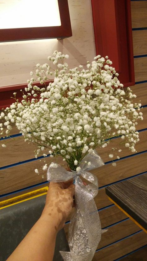 Baby breath flowers is one of most popular for prewedding shoot property Prewedding Shoot, Giving Flowers, Breath Flowers, Baby Breath, Paper Bouquet, Wedding Story, Pre Wedding, Most Popular, Beer