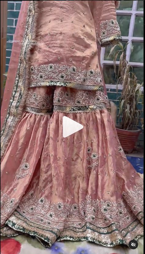 Gharara Designs Pakistani, Pink Gharara, Gharara Designs, Designer Dresses Elegant, Muslim Outfit, Nikah Dress, Lace Costume, Bridal Dupatta, Colour Combinations Fashion