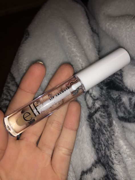 best drugstore lip gloss, not sticky and leaves your lips nice and soft!💕 Best Lip Gloss Not Sticky, Lip Gloss Mac, Best Non Sticky Lip Gloss, Non Sticky Lip Gloss, Elf Clear Lip Gloss, Good Cheap Lip Gloss, Good Lip Glosses Drugstore, Best Drugstore Lip Products, Lip Gloss Cheap