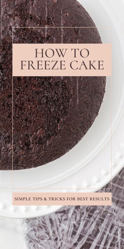 Save time and stress with this easy kitchen hack! Learn how to freeze cake so they are easy to frost - and how to make sure they stay fresh for up to 3 months in the freezer. Frozen Sheet Cake, Woolworths Cakes, Freeze Cake, Princess Birthday Party Food, Unfrosted Cake, Vanilla Buttercream Icing, Chocolate Mayonnaise Cake, Kitchen Hack, Cake Hacks