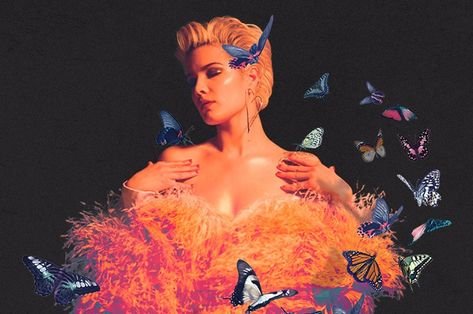 American singer-songwriter Halsey unveiled a new music video for “Alone” featuring Big Sean and Stefflon Don, directed by Hannah Lux Davis and Halsey. Hopeless Fountain Kingdom, Halsey, World Tour, A Woman, Orange