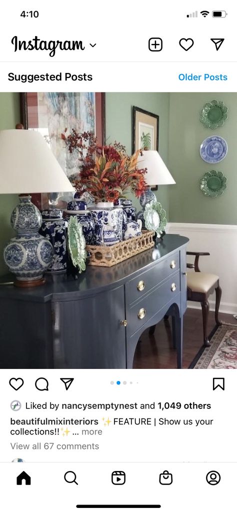 Blue And White Dining Room, Michael Dell, Blue And Green Living Room, Blue And White Living Room, Chinoiserie Decorating, Blue White Decor, Cozy Home Decor, Casa Vintage, Blue Home Decor