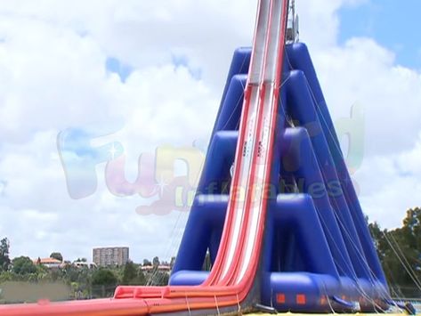 New slip giant inflatable water slide for adult biggest steepest tallest inflatable waterslide Big Inflatable Water Slides, Waterslides Backyard, Water Inflatables, Water Slides Backyard, Big Water Slides, Giant Water Slide, Blow Up Water Slide, Pool Water Slides, Inflatable Games