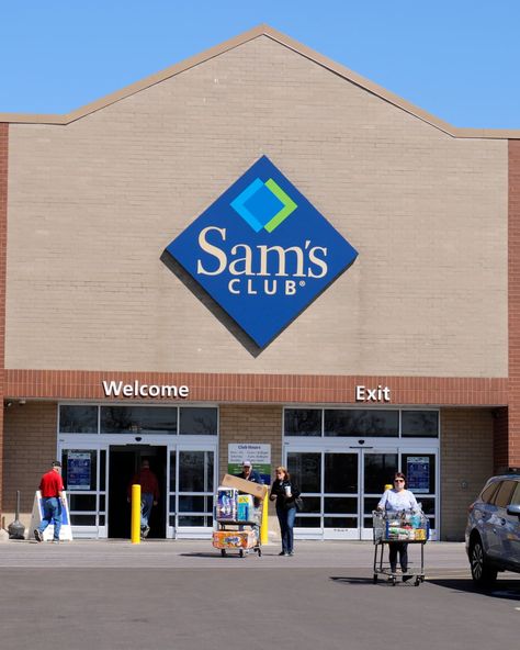 Pyrex Storage, Warehouse Club, Sam’s Club, Hide Cords, Beer Cheese, Members Mark, Sams Club, Presidents Day, Sam's Club