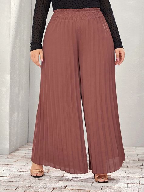 Plus Paperbag Waist Pleated Wide Leg Pants | SHEIN USA Pleated Palazzo Pants Outfits, Plazzo Pants Outfit, Wide Leg Outfit, Wide Leg Pants Plus Size, Unique Formal Dresses, Loose Pants Outfit, Pleated Wide Leg Pants, Legs Outfit, Leg Pants Outfit