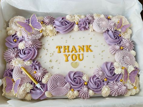 Tray Bake Decoration Ideas, Purple Sheet Cake, Sheet Cakes Decorated, Square Cake Design, Pastel Rectangular, Cake Sheet, Half Sheet Cake, Purple Cakes Birthday, 90th Birthday Cakes