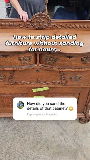 Stripping Wood Furniture, Repurposed Wood Projects, Antique Diy, Diy Kitchen Cabinets Painting, Diy Furniture Upholstery, Random Tips, Refinishing Furniture Diy, Upcycle Decor, Furniture Rehab