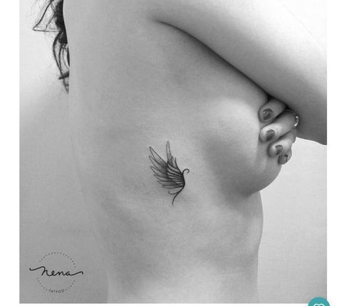 Mom Tattoo Quotes, Phoenix Tattoo Women, Feniks Tattoo, Baby Memorial Tattoos, Fenix Tattoo, Side Tattoos Women, Rising Phoenix Tattoo, Phoenix Tattoo Feminine, Small Phoenix Tattoos