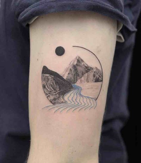 23 Remarkable Mountain Tattoos - Tattoo Insider River Arm Tattoo, Eye Tattoo Ideas, Berg Tattoo, Mountain Tattoos, River Tattoo, Lake Tattoo, See Tattoo, Tattoos Mandala, Party Tattoos