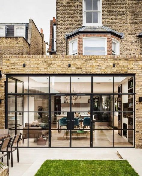 Cooper & Cole Ltd on Instagram: "𝗢𝗟𝗗 𝗠𝗘𝗘𝗧𝗦 𝗡𝗘𝗪 • Loving this Fulham townhouse extension with the classic black Crittall doors to the rear of the property; helping to merge the inside living space with the garden. Who else loves the old meets new style? 📸: @studiolink_ via @jo_cowen_architects_ #extension #extensions #houseextension #houseextensions #homeextension #homeextensions #oldmeetsnew #londontownhouse #londonhouse #londontownhouses #housegoals #houseinspo #blackdoors #blackdoo Crittle Doors, Crittal Doors, London Chelsea, Glass Partition Wall, Crittal Windows, House Redesign, Room Extensions, London Townhouse, Open Plan Kitchen Living Room