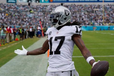 Davante Adams Is "Good" After Taking A Big Hit Against The Bills | Daily Sports Check more at https://www.dailysports.press/football/davante-adams-is-good-after-taking-a-big-hit-against-the-bills-daily-sports/ Raiders Players, Davante Adams, Nfl Football Pictures, Monday Night Football, Raiders Football, Take A Shot, Las Vegas Raiders, Football Pictures, Monday Night